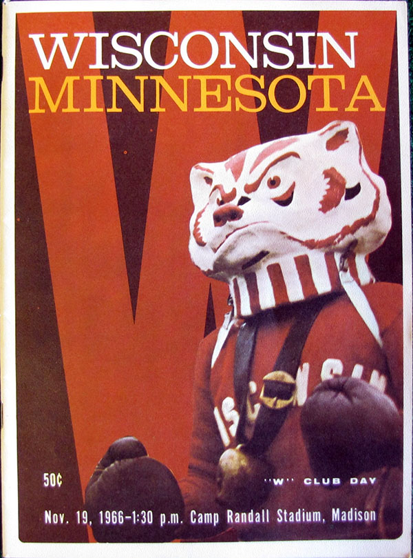 College Football Program: Wisconsin Badgers vs. Minnesota Golden Gophers (November 19, 1966)