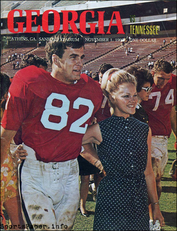 College Football Program: Georgia Bulldogs vs. Tennessee Volunteers (November 1, 1969)