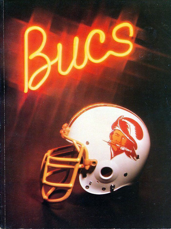 NFL Yearbook: Tampa Bay Buccaneers (1979) | SportsPaper.info