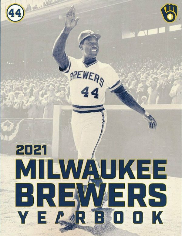 Mlb-yearbook milwaukee-brewers 2021.jpg