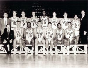 Nba-team-photo chicago-bulls-1966-67.jpg