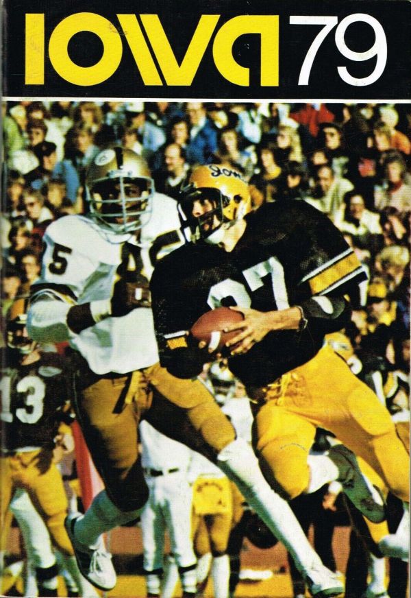 Ncaaf-media-guide 1979 iowa.jpg