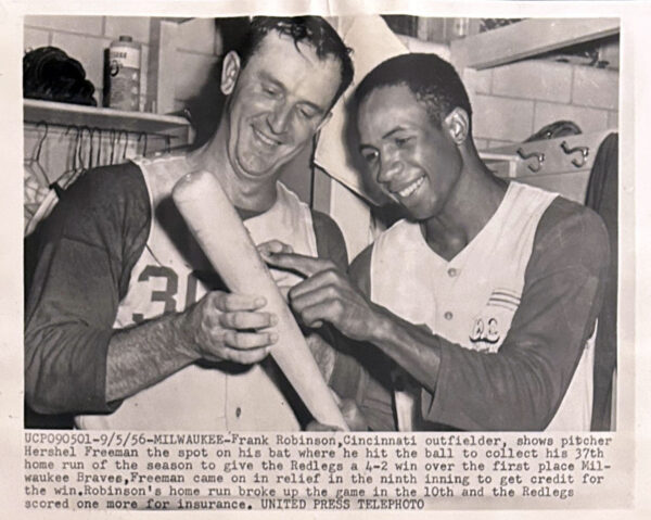 Cincinnati Reds press photo (Frank Robinson & Hersh Freeman, 1956)