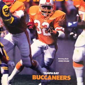 nfl-game-program_1986-08-29_tam-mia