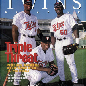 mlb-program_minnesota-twins_2001_4