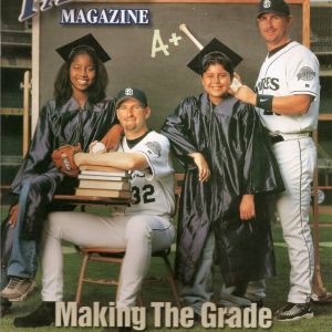 mlb-program_san-diego-padres_2002_3
