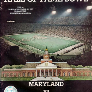 ncaa-football-bowl-program_1977-hall-of-fame-classic