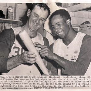 Cincinnati Reds press photo (Frank Robinson & Hersh Freeman, 1956)