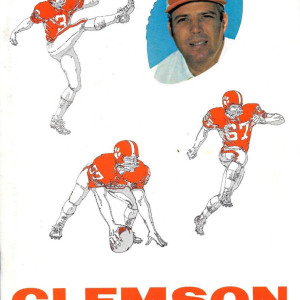 ncaaf-media-guide_1972_clm