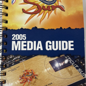 2005 Connecticut Sun media guide
