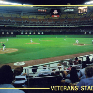 Veterans-Stadium-postcard_3